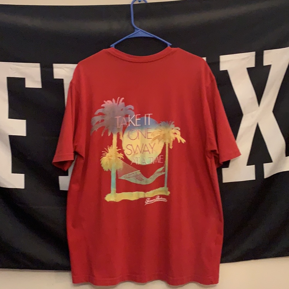 Tommy Bahama T-Shirt